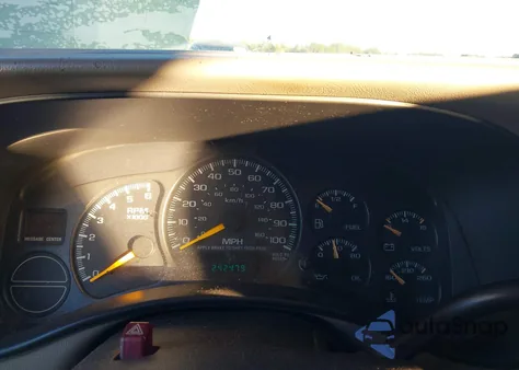 2000 Chevrolet Silverado 1500 Lt z USA, uszkodzony, nr VIN 1GCEC19T9YZ195166